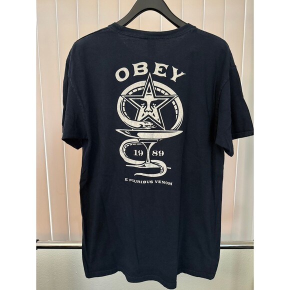 Men’s OBEY  E Pluribus Venom 1989 Snake Navy Graphic Shirt Size Large - Picture 4 of 6